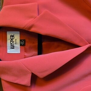 Kasper-Sorbet colored collared Blazer Size 6P. NWT.
